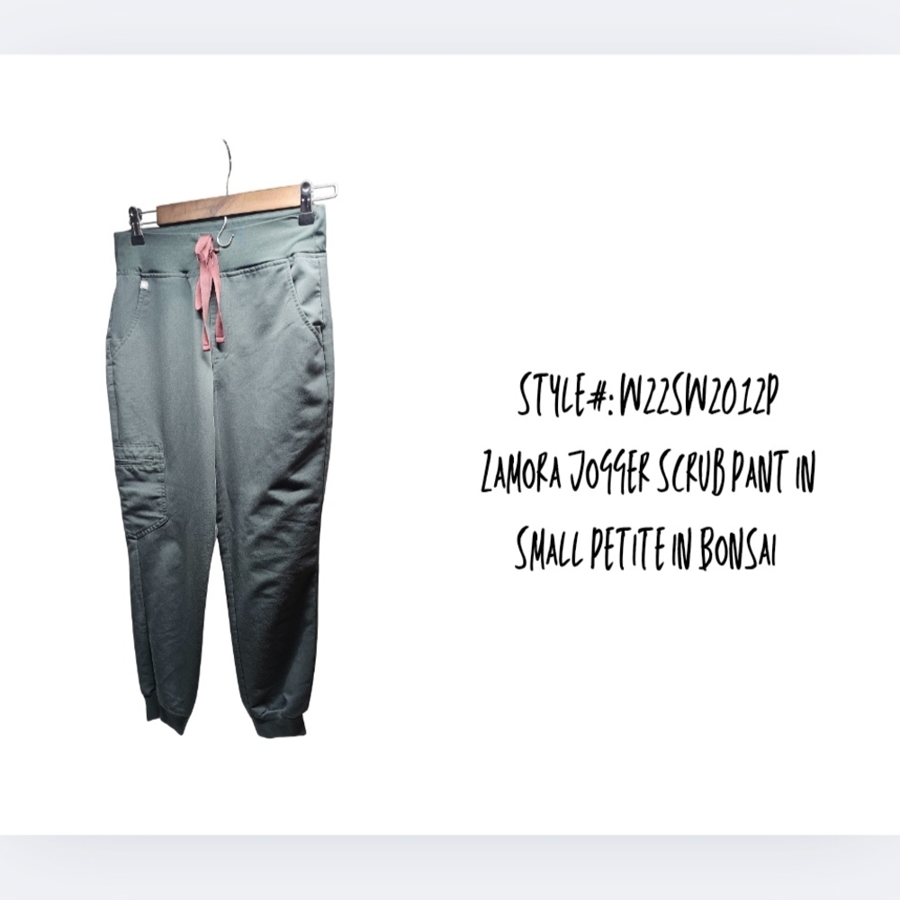 Figs Zamora Jogger Scrub Pant in Green